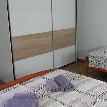 Apartman Luce Otocsán Kültér fotó